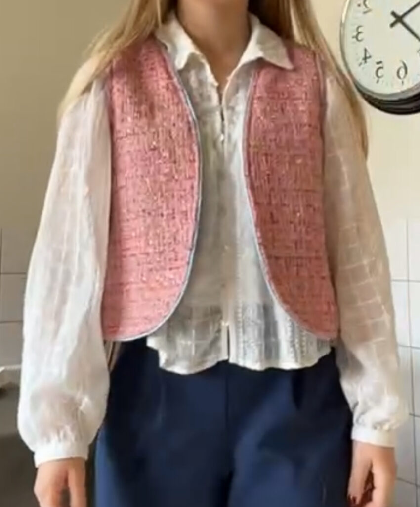 M’n eerste project! Met een beetje hulp van de verkoopster in de stoffenwinkel over hoe ik alles het beste aan kon pakken en ik ben super blij met het resultaat!