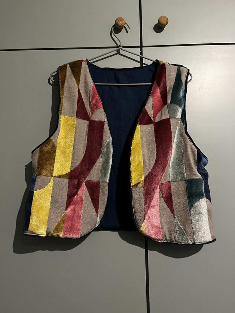 Bomb-Community-Waistcoat-4